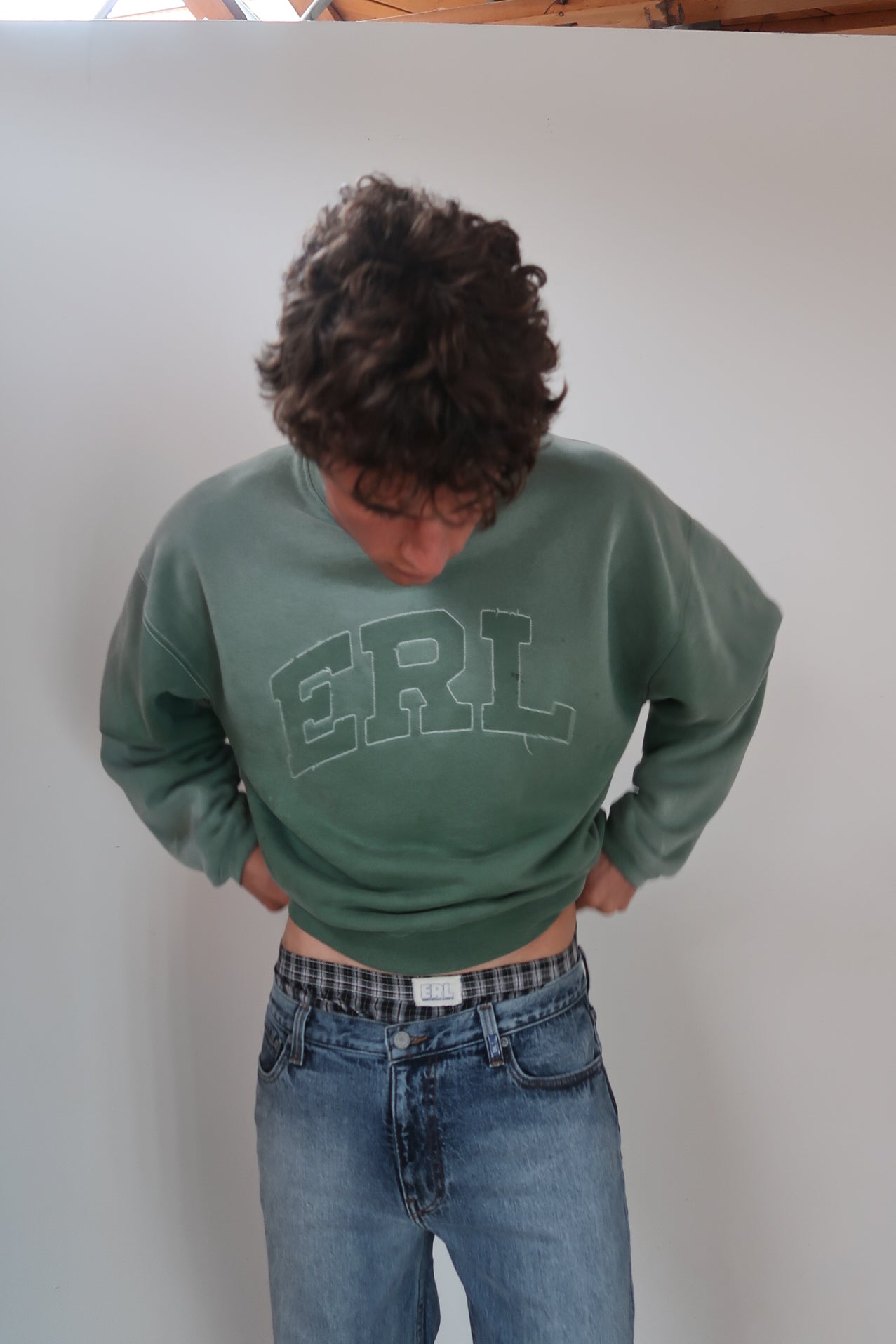 erl crewneck