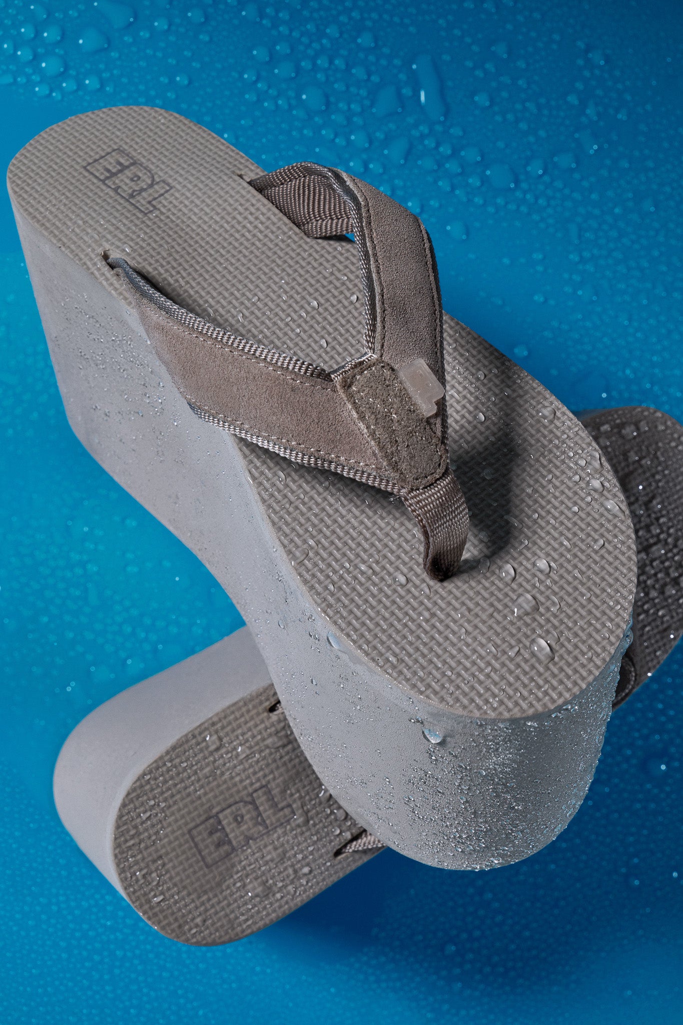 big flip flop sand