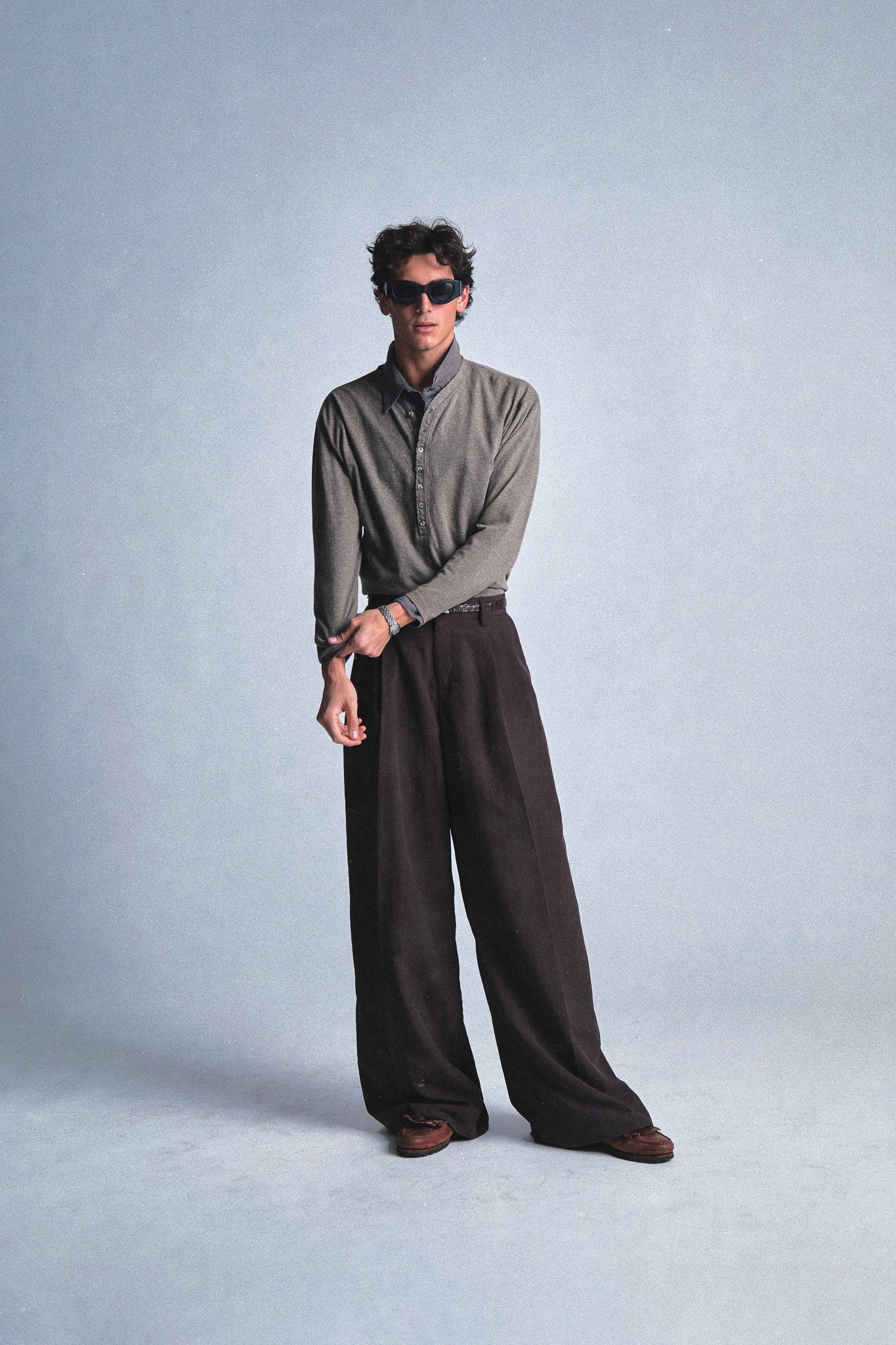 brown nylon pleated trousers