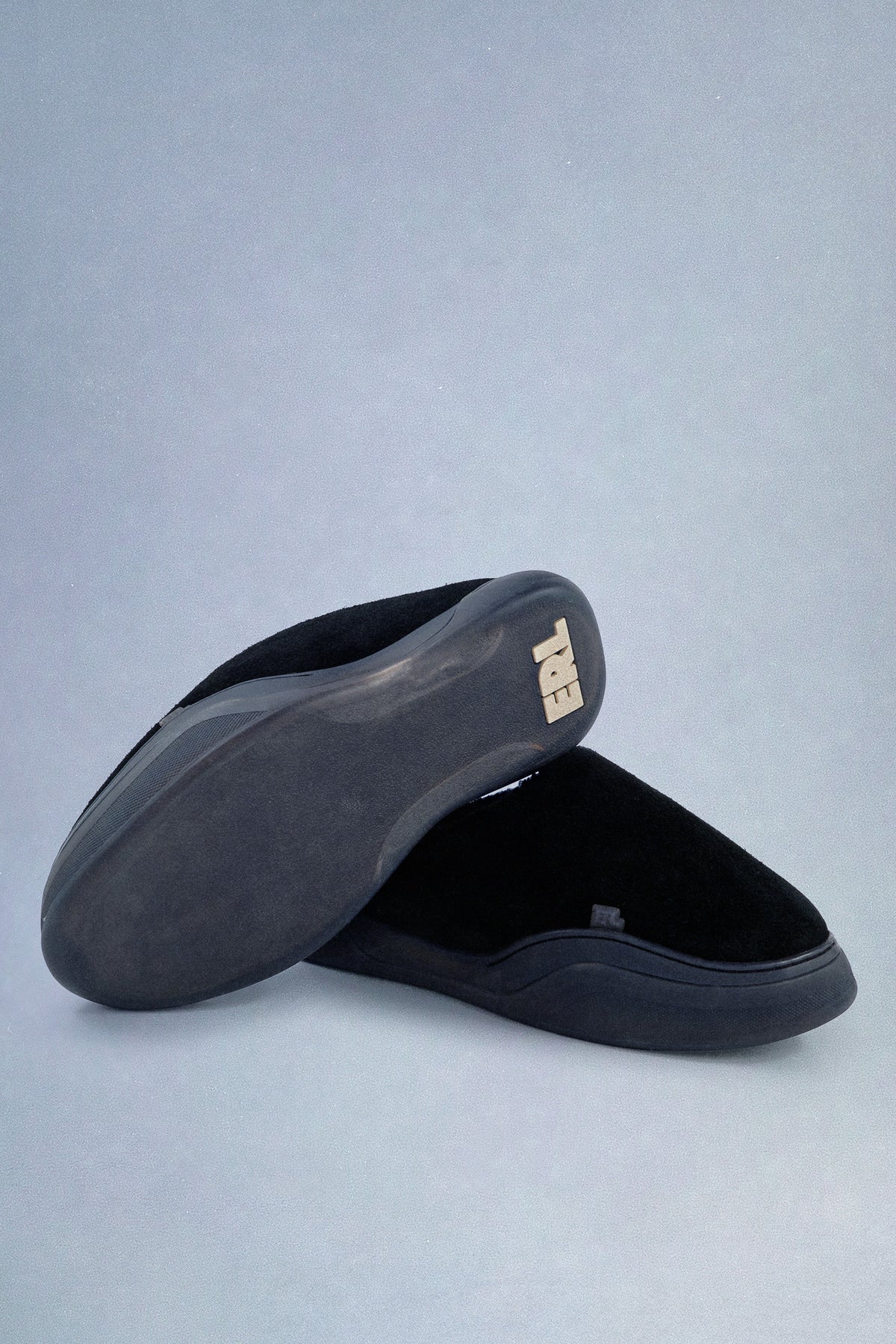 pirate black vamp mule