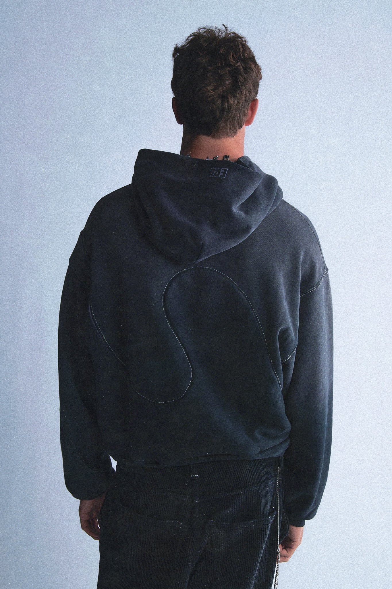 HEAVYWEIGHT SWIRL HOODIE