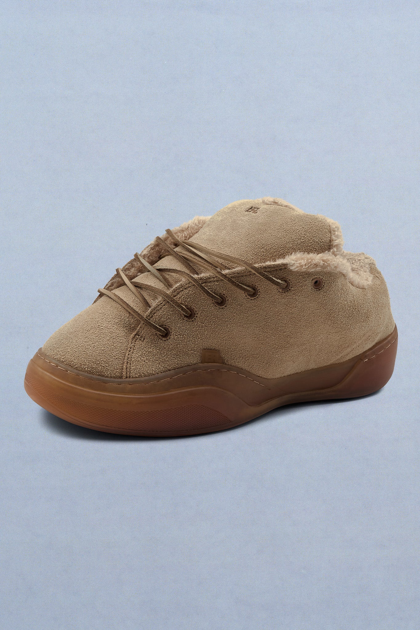 Sand vamp skate shoe