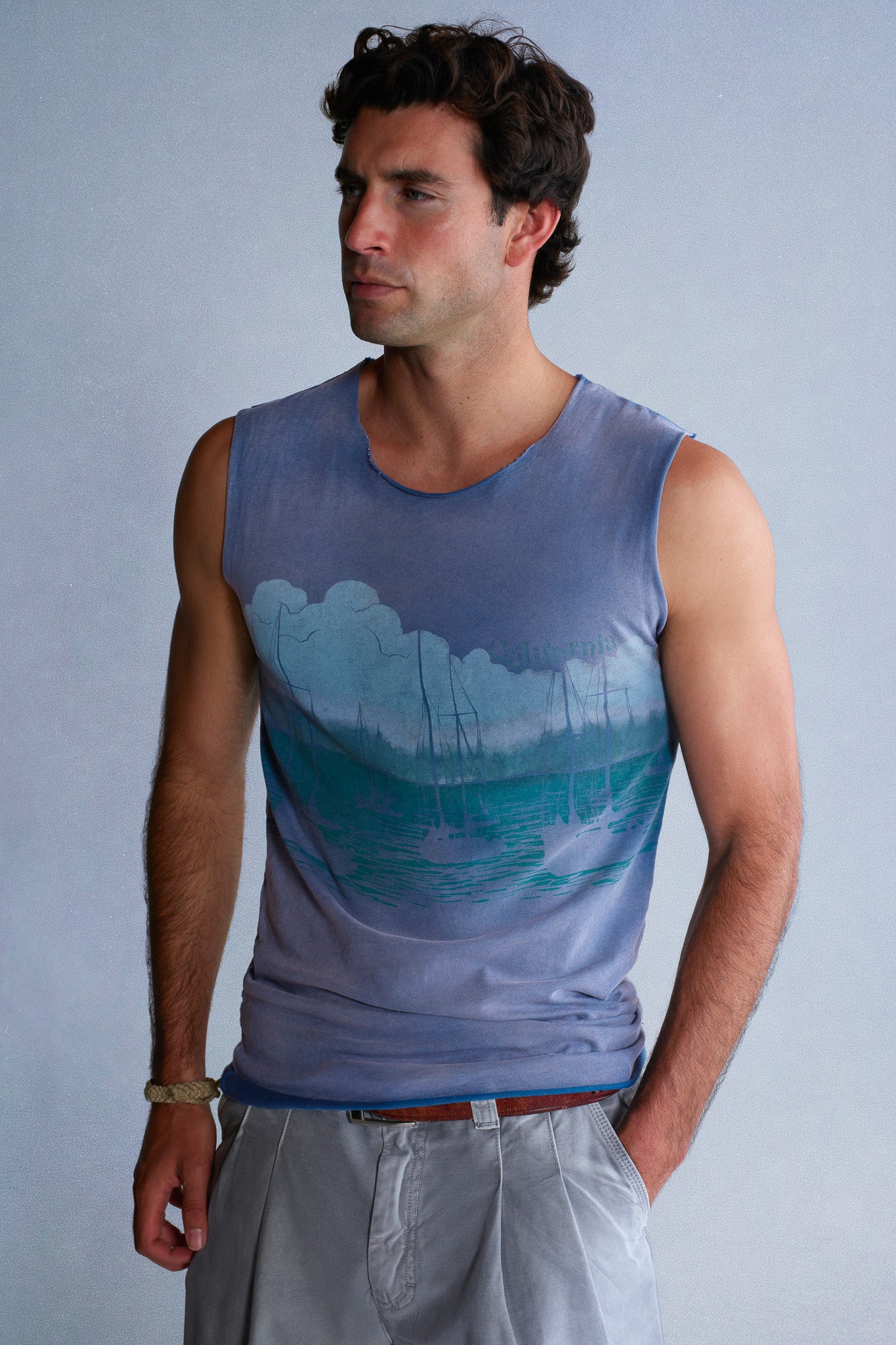 sailing tee