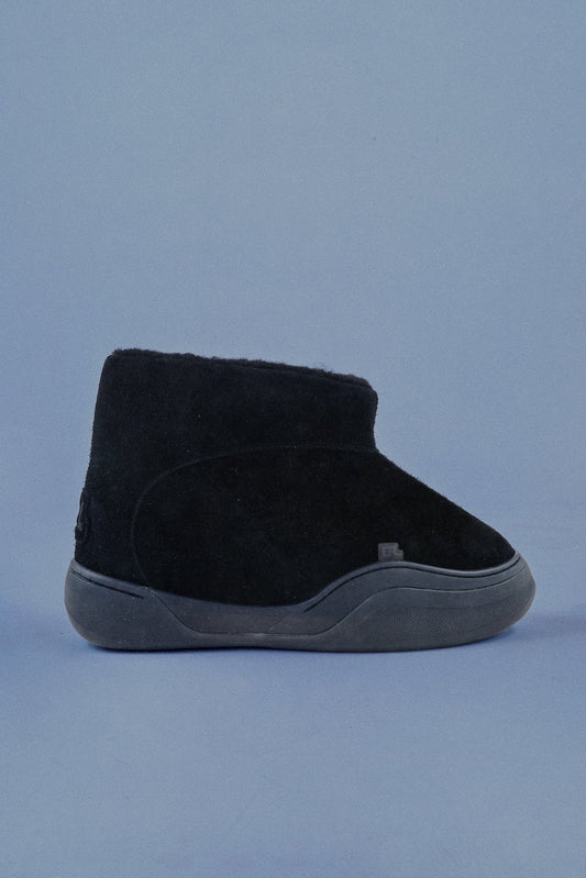 black vamp boot