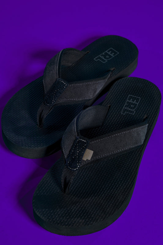 black low flip flop
