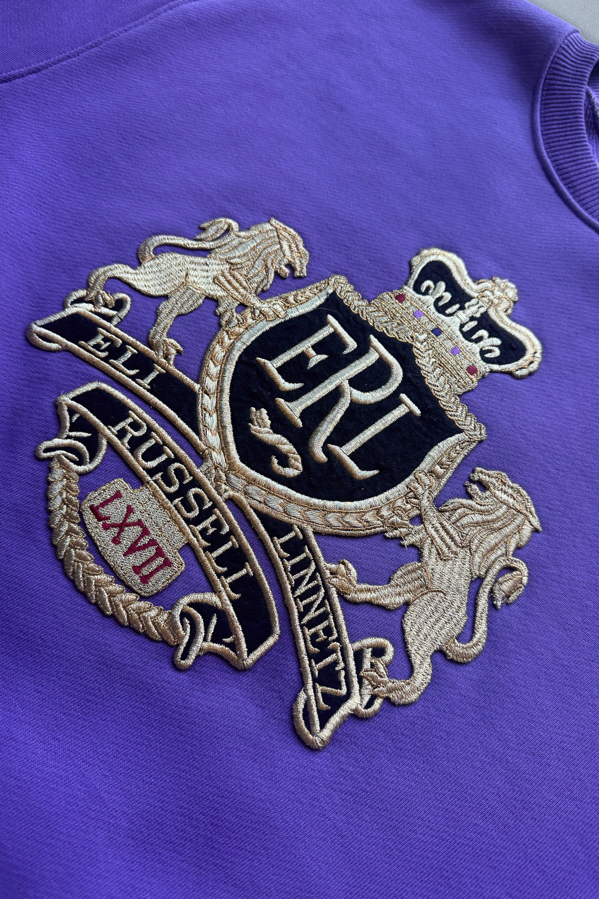 crest crewneck
